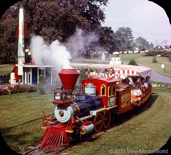 View-Master Dutch Wonderland (A634), Scene 4: The Cannonball Express