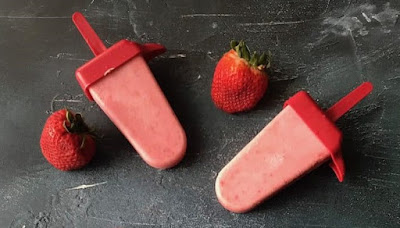 Creamy Strawberry Keto Popsicles