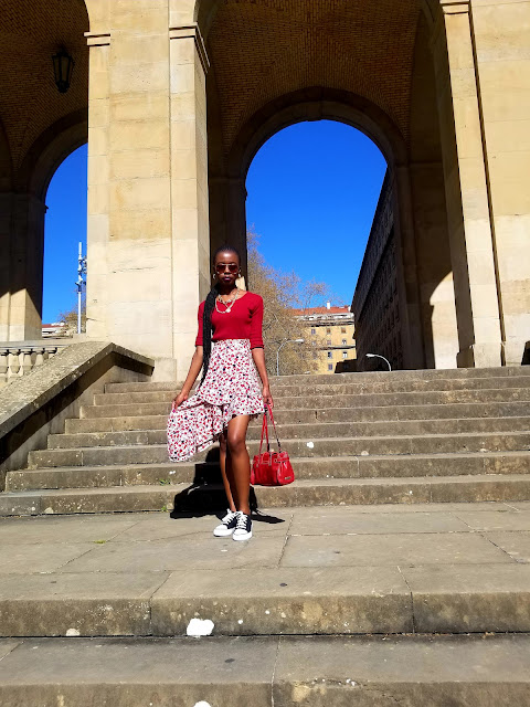 Assymmetrical Skirt Outfit For The Perfect Casual Look