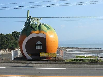 25 More Cool And Unusual Bus Stops (25) 20