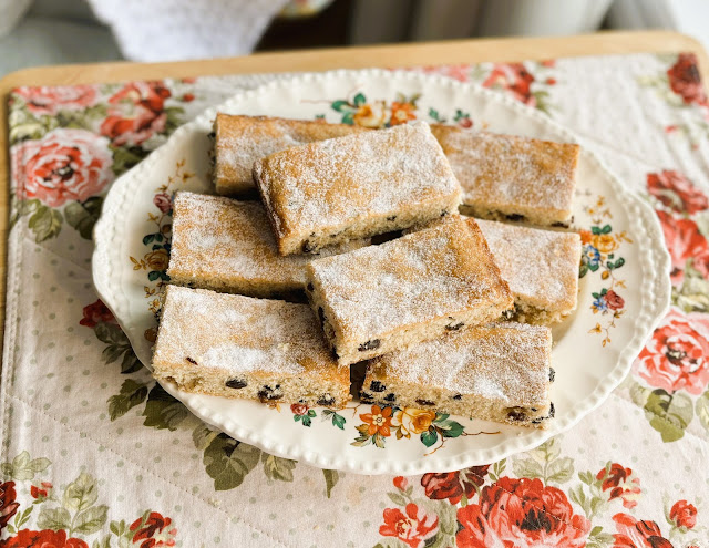 Old Fashioned Tea Cake Slices