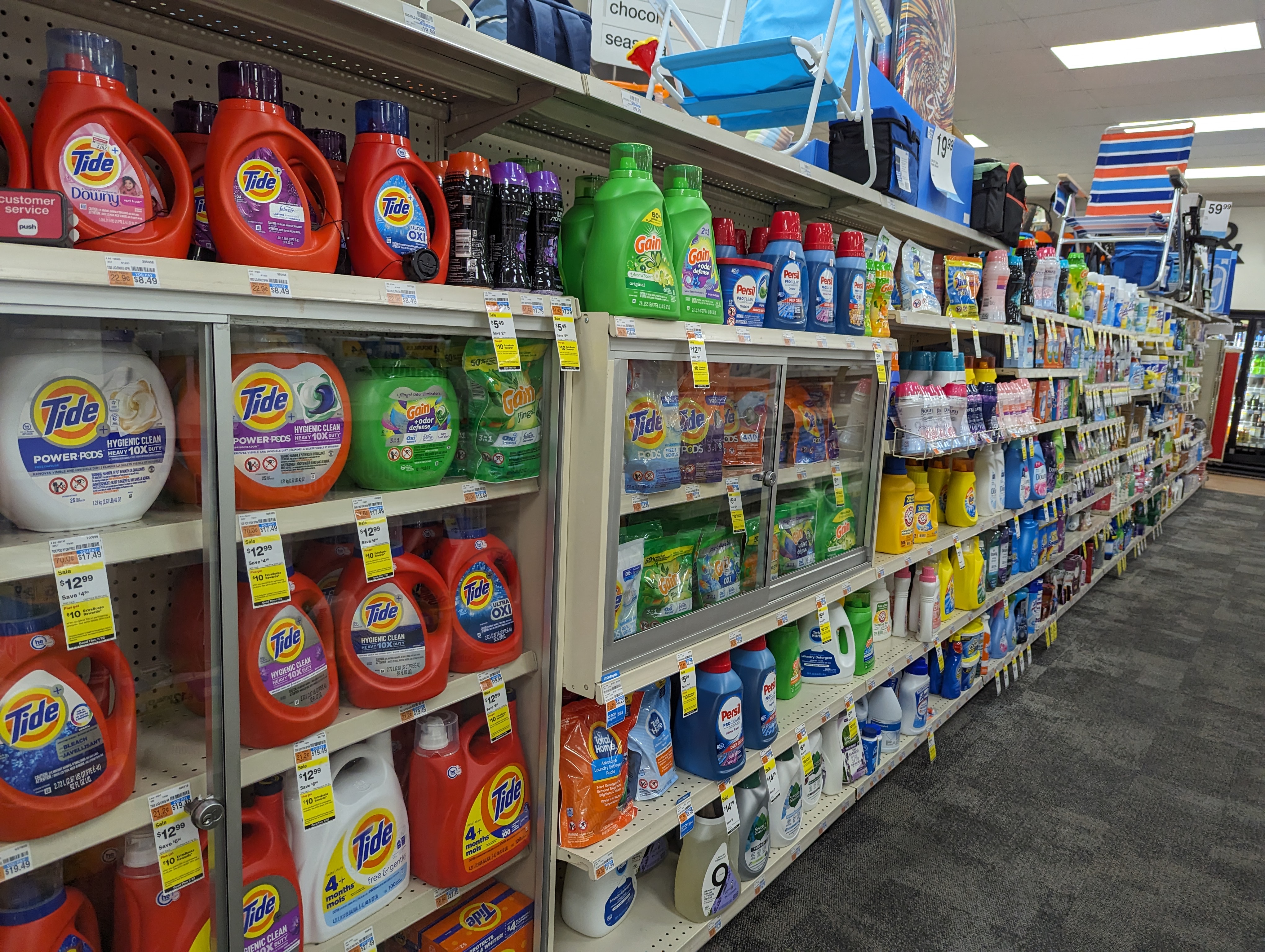 Robert Dyer @ Bethesda Row: Bethesda CVS Pharmacy locks up detergent