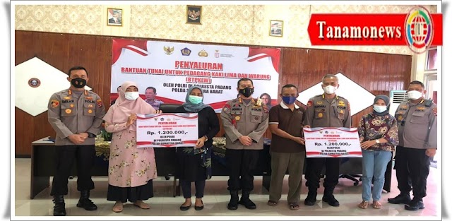 Polda Sumbar Salurkan Bantuan dana BTPKLW Tahap I untuk Pelaku UMKM