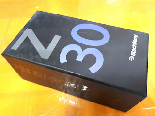Dus Buku Hape Blackberry BB Z30 Box