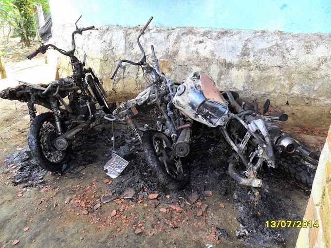 Itagi - incêndio destrói motocicletas no Bairro Sol Nascente