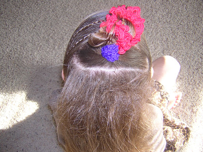 hairstyle using flowers