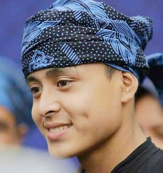  Pemuda  Baduy Ganteng  Bikin Netizen Wanita Meleleh News 