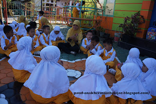 kata orang bau tanah jaman dulu dikampung kami MEMOTRET ANAK PAUD PENTINGKAH?