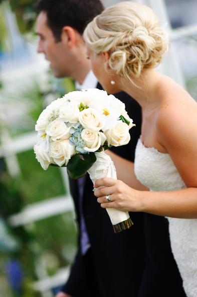 De' beautiful wedding bouquet blue