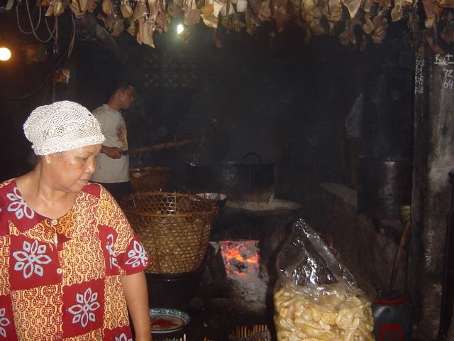 Kuliner 55 Kerupuk Kulit Bunga Mawar Mataram Wisata 