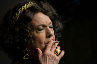 Ρόζα Εσκενάζυ, του Παναγιώτη Μέντη σε σκηνοθεσία Αντώνη Λουδάρου