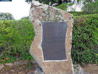 MONUMENTS & STATUES / Penedo Monteiro, Castelo de Vide, Portugal