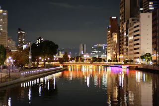 土佐堀川の夜景