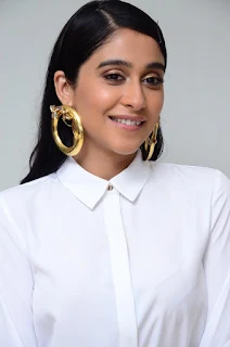 Actress Regina Cassandra New Stills At Evaru Movie Success Meet 