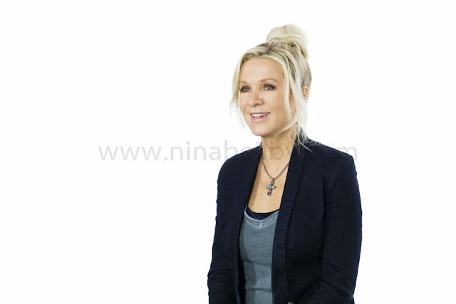 Danielle Spencer, portrait photography, chatswood, sydney, north sydney, headshot, corporate photography