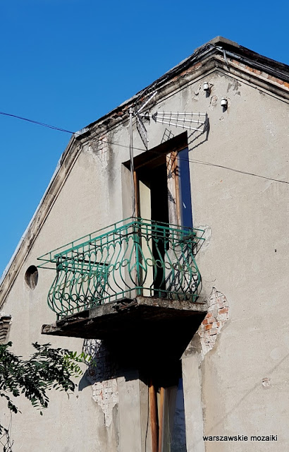 warszawa warsaw grochów praga południe praskie klimaty zabudowa praskie ulice architektura balkon