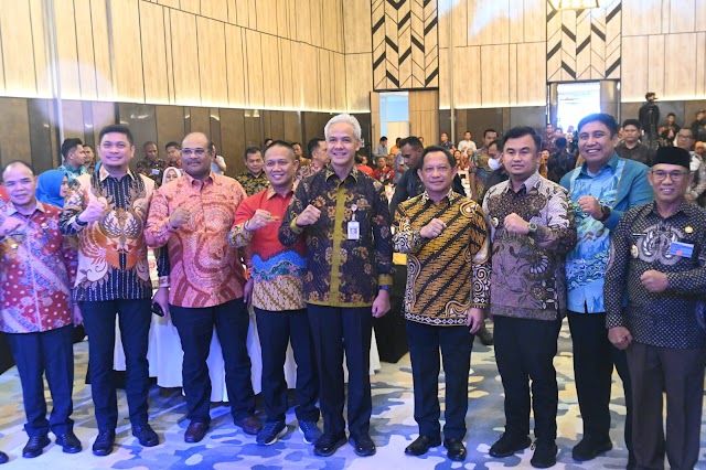 Mendagri Tito Karnavian dan Gubernur Ganjar Pranowo Hadiri HUT APKASI ke-23 di Kebumen