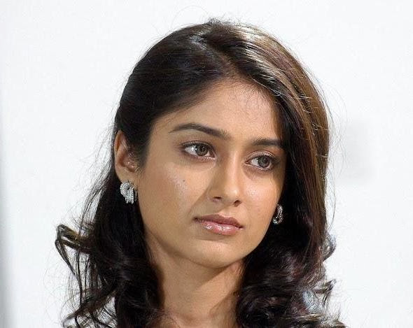 Ileana D'Cruz Hd Wallpapers