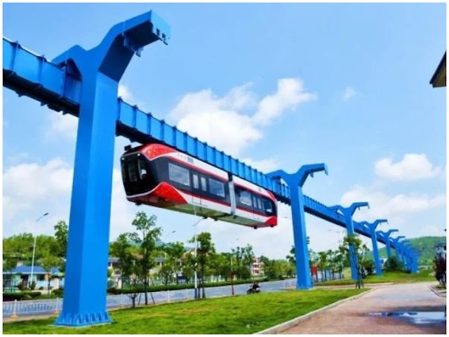 चीन ने बनाई दुनिया की पहली स्काई ट्रेन (Sky Train), जो जमीन से ऊपर हवा में चलेगी..