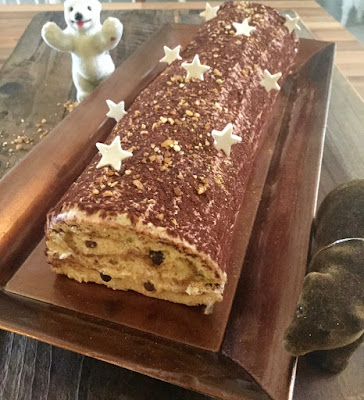 alt="buche tiramisu au praliné"