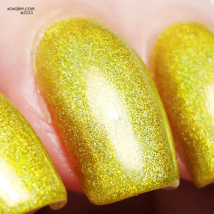 xoxoJen's swatch of KBShimmer Daffodil With It