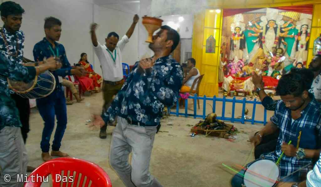 Aarti dance