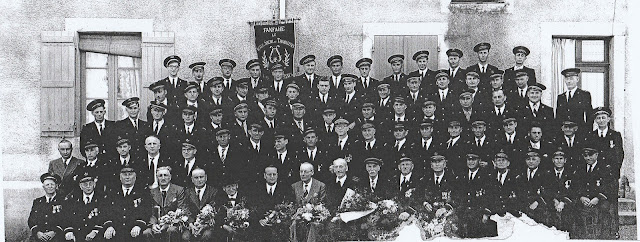 Fête des Médaillés, 23 mai 1948, Antoine Méchin au centre (fonds musée-collection Berlioz) 