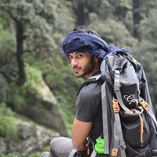 Kumpulan Foto Vikram Singh Chauhan Terbaru