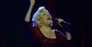 http://www.vancitybuzz.com/2015/06/bette-midler-vancouver-rogers-arena-photos/