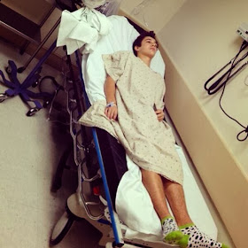 A sick Austin Mahone in a Miami Hospital room