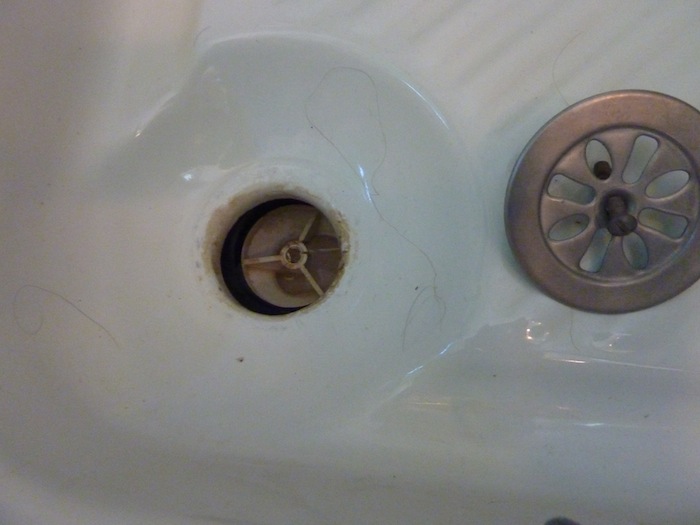 Cómo reparar el desagüe de la ducha sin obra: soluciones y consejos
