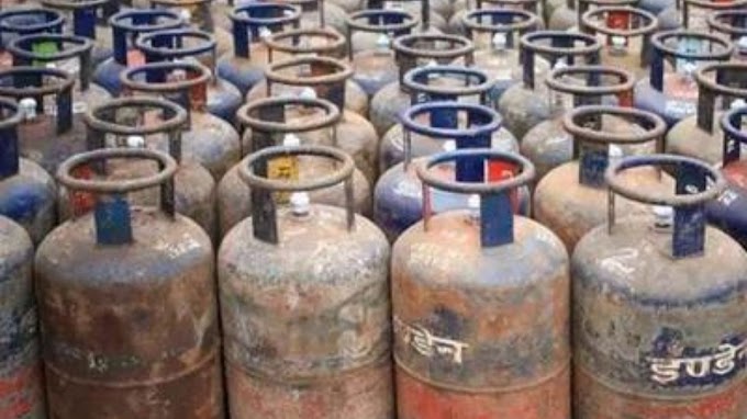 Gas Cylinder Hua Sasta - 19 Kg Commercial LPG Cylinder Ka Rate Rs 83.50 Kam Hua