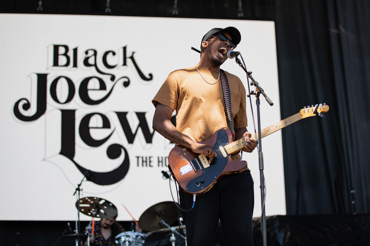 Black Joe Lewis & the Honeybears @ the Mill Valley Music Festival (Photo: Sean Reiter)