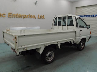 1994 Toyota Townace truck to Durban for Zimbabwe