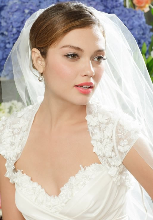 Nothing is more beautiful and elegant like a Wtoo bridal gown
