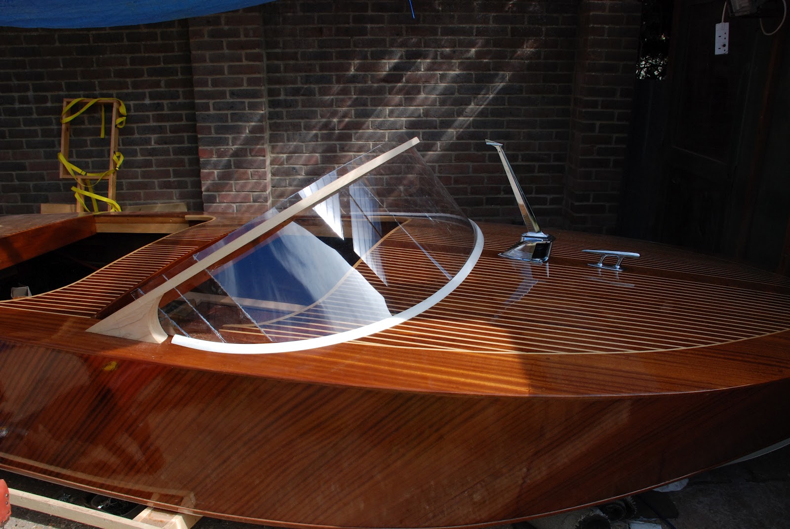 my wooden speed boat build: Boat Windshield