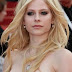 Avril goes Topless!