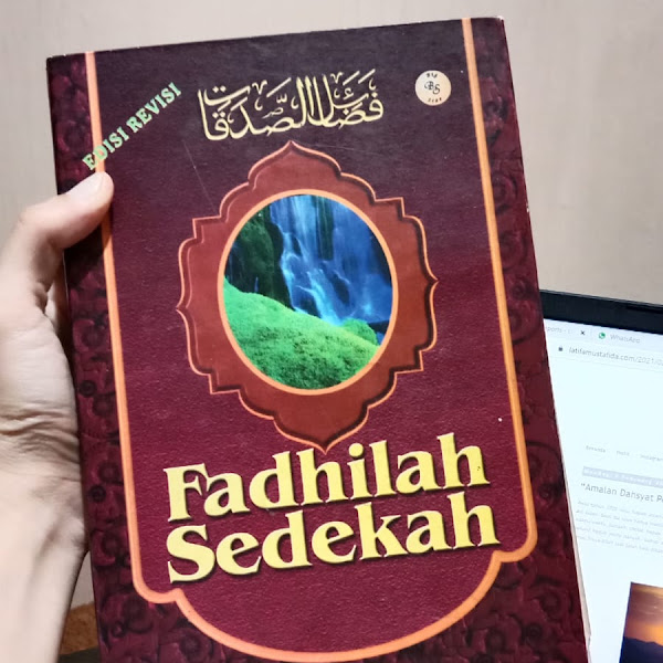FADHILAH SEDEKAH : Review Buku