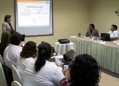 RECIBEN CAPACITACIÓN LOS GESTORES MÉDICOS DEL SEGURO POPULAR