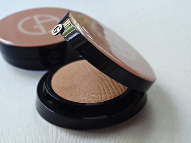 Giorgio Armani Luminous Silk Glow Setting Powder in 5.5, 6.5 Review, Photos, Swatches