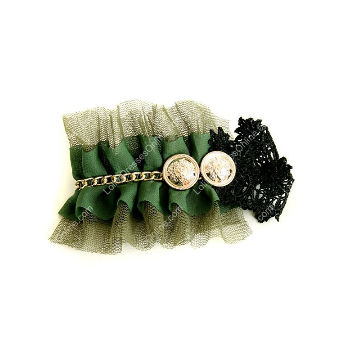 http://www.lolitadressesonline.com/lolita-headdress-vintage-green-flower-pearls-lace-barrette-p-863.html