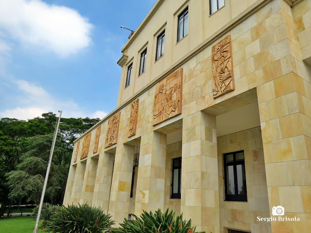 Vista de parte dos Retábulos da fachada do Palácio dos Bandeirantes - Morumbi - São Paulo