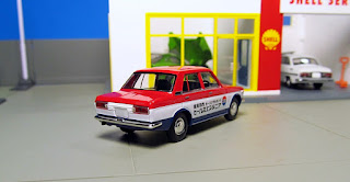 rear back Tomica Limited Vintage LV-144a Datsun Bluebird 1300 Standard(Nissan Service Car) tomicarama