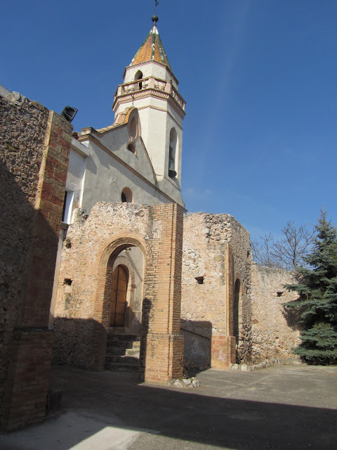 Serra del Montmell, església de Sant Miquel i de la Mare de Déu del Roser