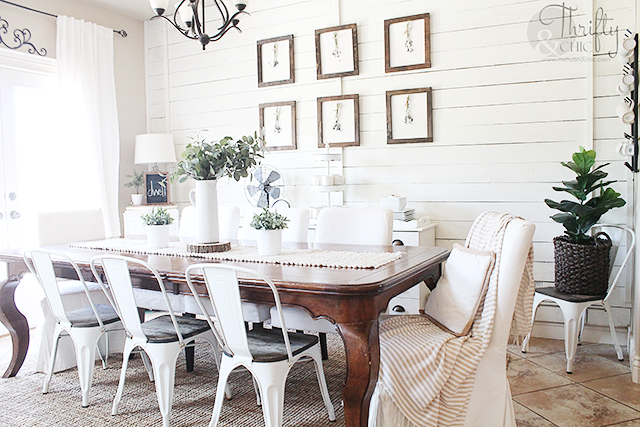 Summer decor and decorating ideas for dining room. Cottage farmhouse decor. White and neutral dining room. Gallery wall in dining room ideas