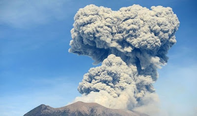 I vulcanologi dicono che la maggior parte dei vulcani sono impazziti