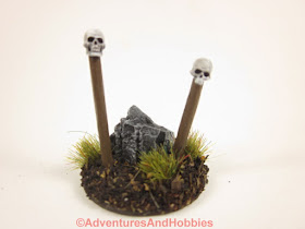 T1580 double totem scenery piece in 25-28mm scale - front.