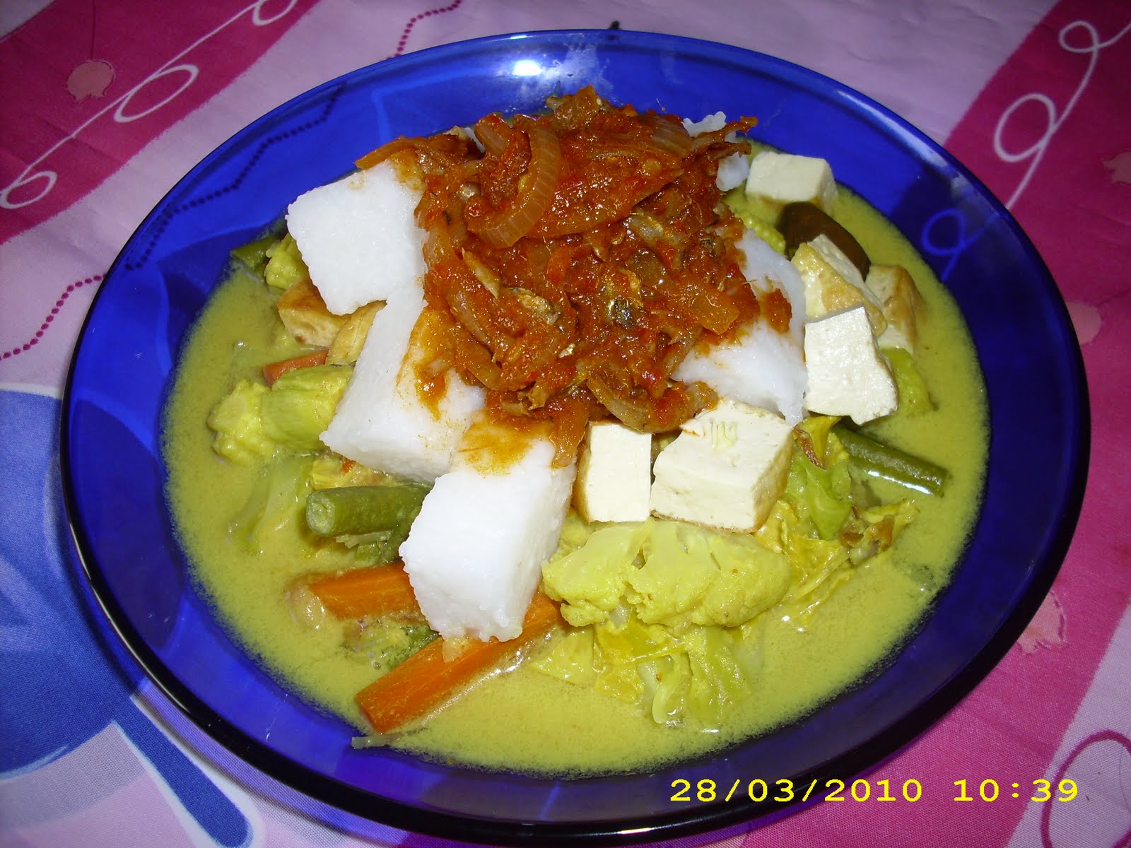 Nasi lemak azrai best catering: Lontong Johor~! :D