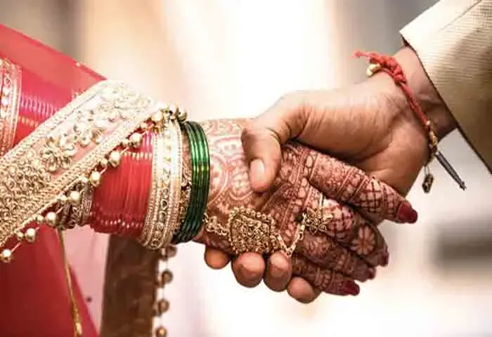 News, National, India, Marriage, Religion, Family, Wife, Husband, Child, Local-News, lawyer, Humor, 2 Women Married To Same Man Reach An 'Agreement' To Split Days With Him