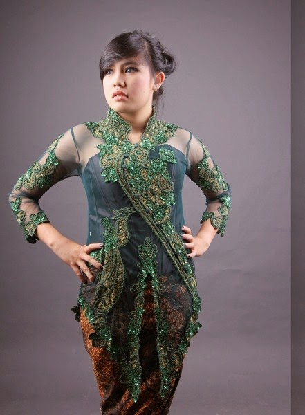 Trend Model  Baju  Kebaya  Wisuda Modis dan Elegan  Terbaru 